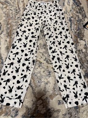 ✅PLAYBOY White Jogger Pants with Black Bunny & Heart Print